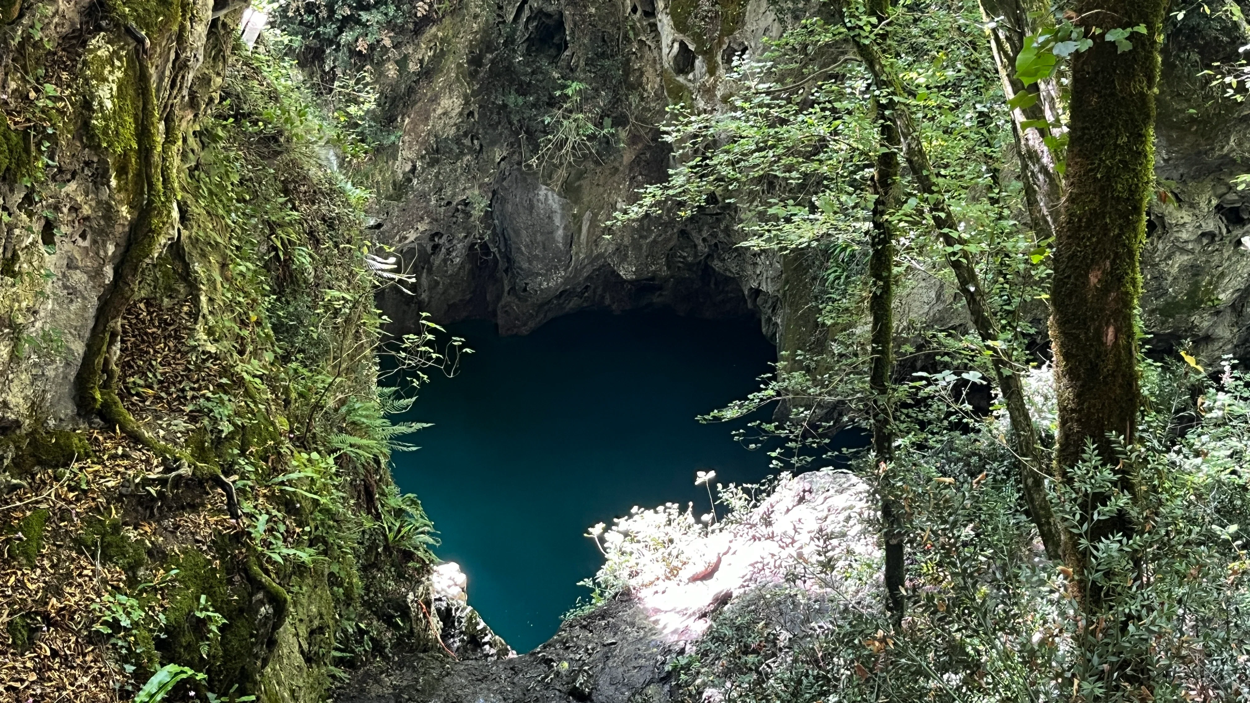 Strette-di-Cocciglia-Val-di-Lima-Bagni-di-LuccaToscanaLucca-ap-1-.webp